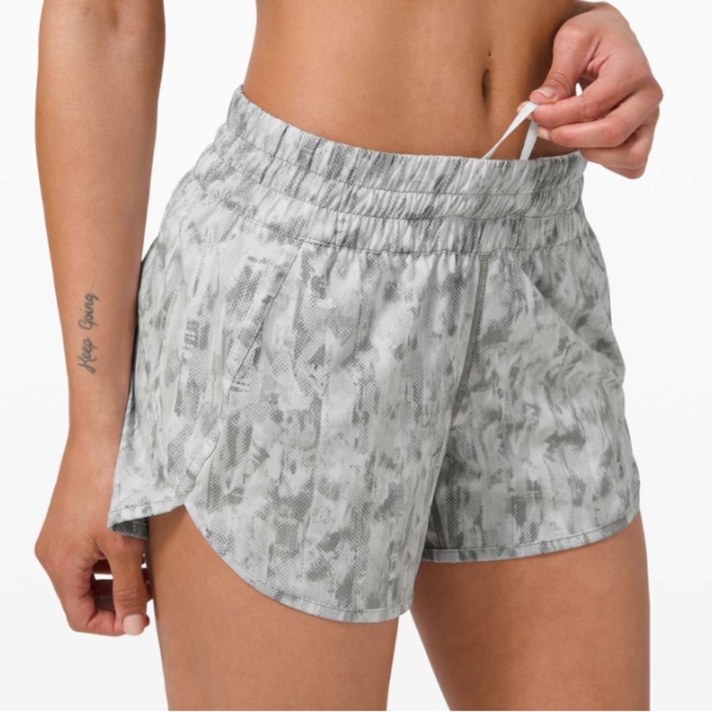 lululemon Tracker Short 4”